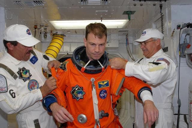 NASA image: KSC-07pd3435