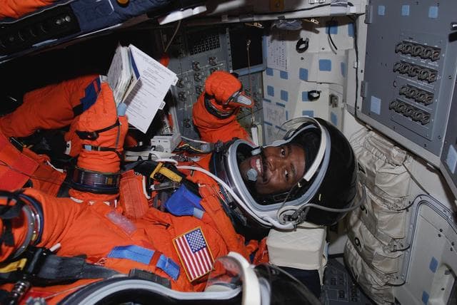 NASA image: KSC-07pd3440