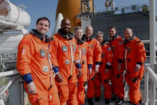 NASA image: KSC-07pd3452