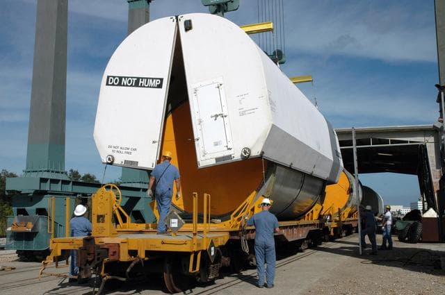 NASA image: KSC-07pd3464