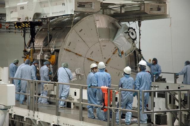 NASA image: KSC-07pd3475
