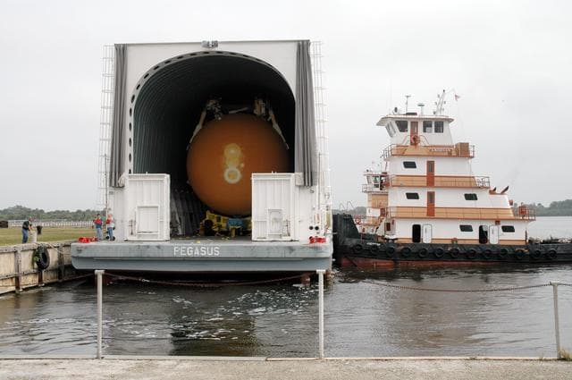 NASA image: KSC-07pd3486