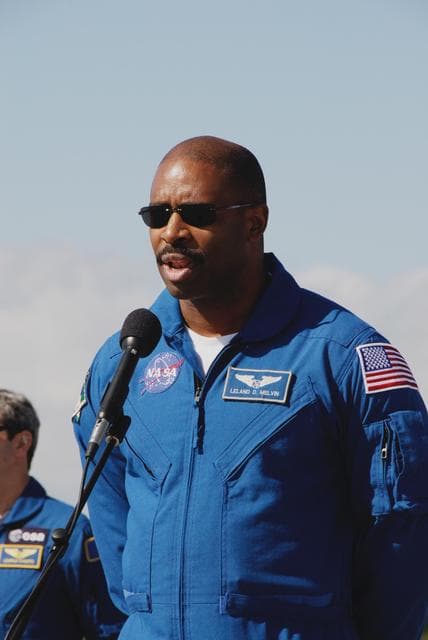 NASA image: KSC-07pd3517