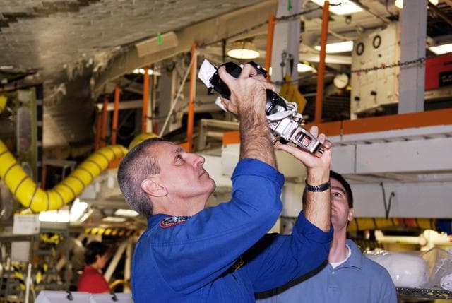 NASA image: KSC-07pd3548