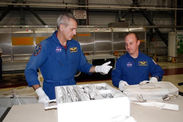 NASA image: KSC-07pd3568