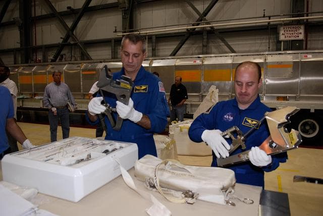 NASA image: KSC-07pd3570