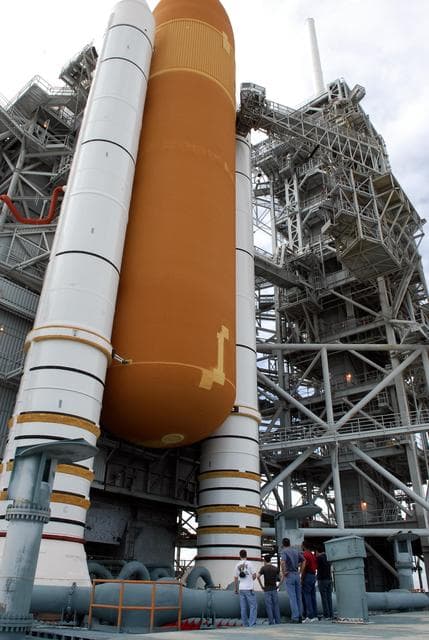 NASA image: KSC-07pd3633