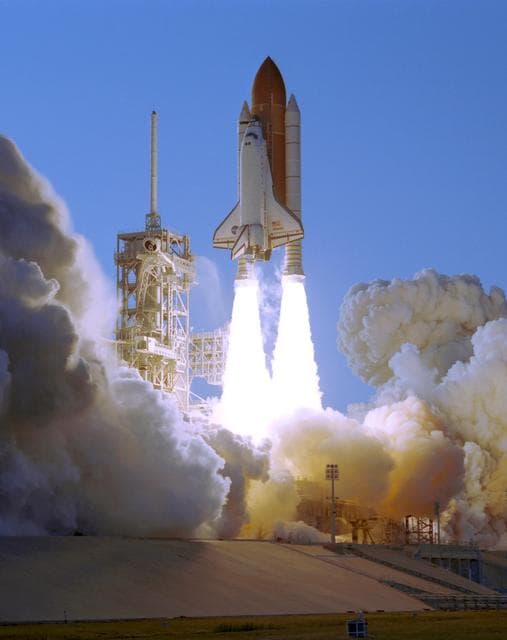 NASA image: KSC-07pp1465