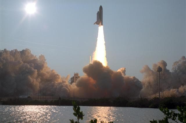 NASA image: KSC-07pp2292