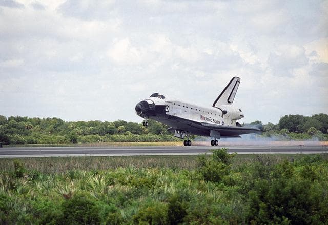 NASA image: KSC-07pp2355