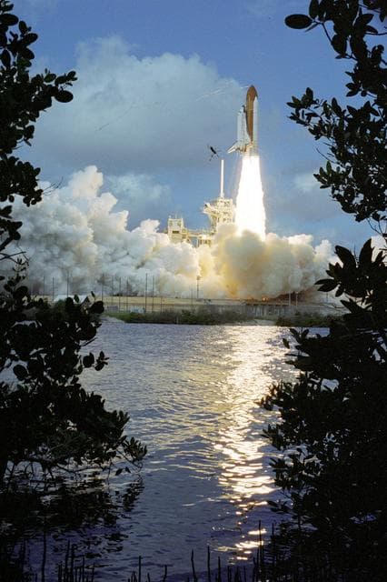 NASA image: KSC-07pp2994