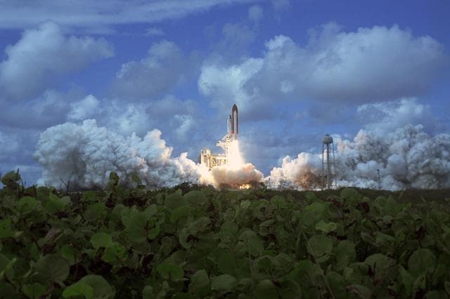 NASA image: KSC-07pp3008