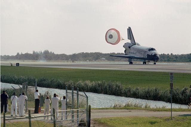 NASA image: KSC-07pp3247