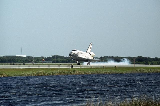 NASA image: KSC-07pp3249