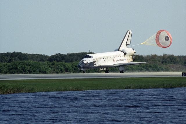 NASA image: KSC-07pp3253