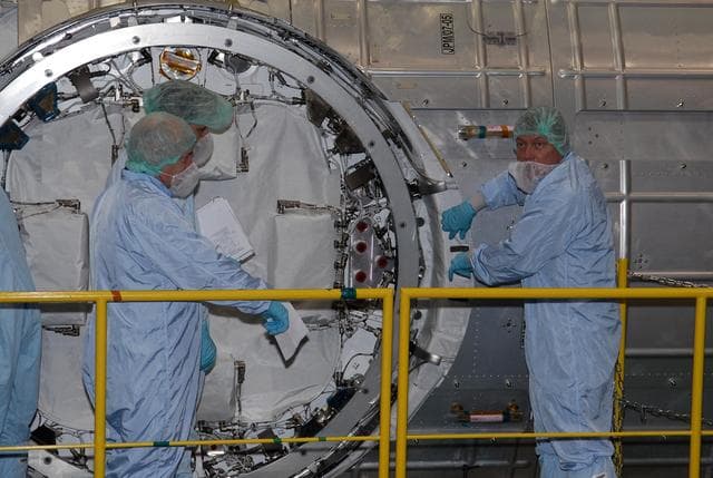 NASA image: KSC-08pd0054