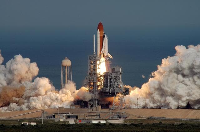 NASA image: KSC-08pd0202