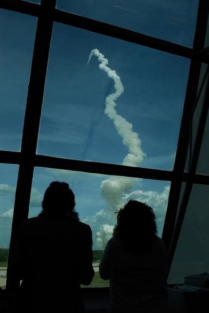 NASA image: KSC-08pd0207