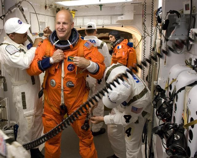 NASA image: KSC-08pd0235