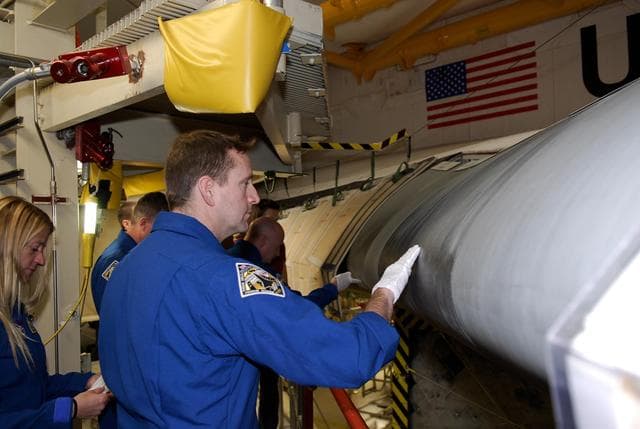 NASA image: KSC-08pd0302