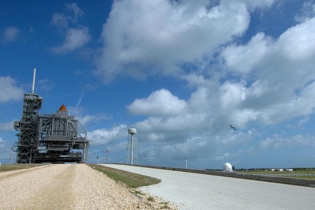 NASA image: KSC-08pd0356