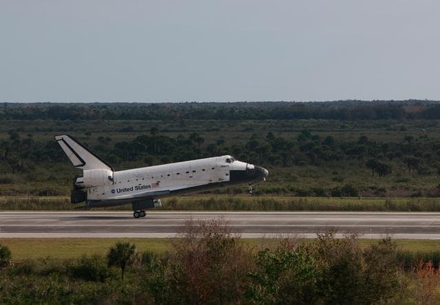 NASA image: KSC-08pd0387