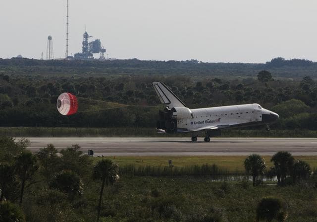 NASA image: KSC-08pd0392