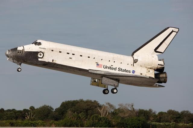 NASA image: KSC-08pd0394