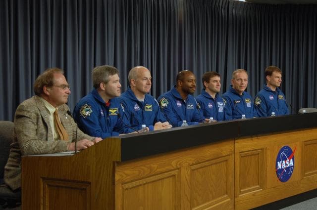 NASA image: KSC-08pd0412