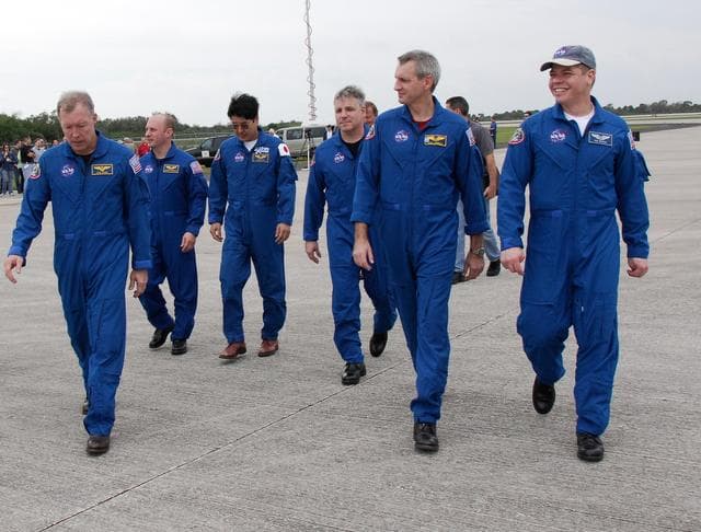 NASA image: KSC-08pd0464