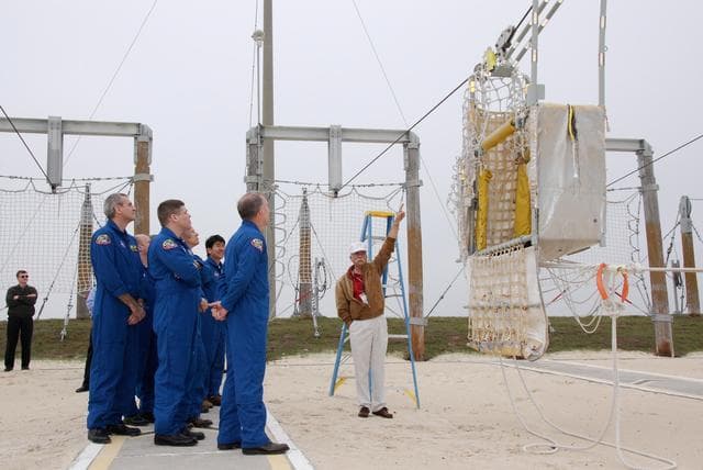NASA image: KSC-08pd0514