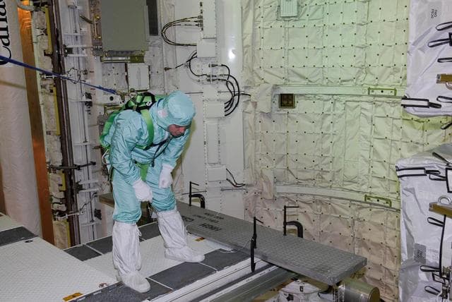NASA image: KSC-08pd0518