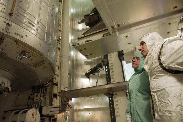 NASA image: KSC-08pd0528