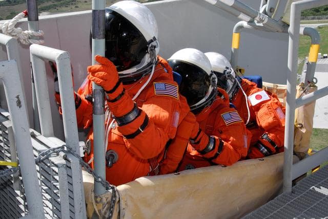 NASA image: KSC-08pd0585
