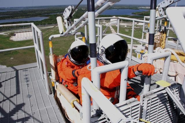 NASA image: KSC-08pd0587