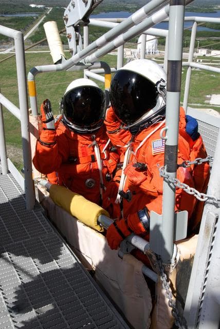 NASA image: KSC-08pd0590