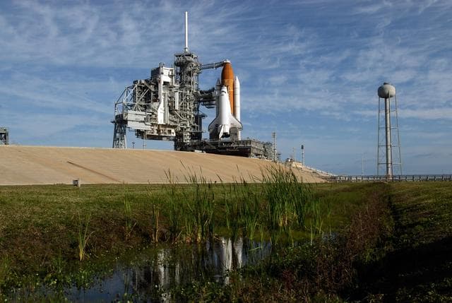 NASA image: KSC-08pd0672