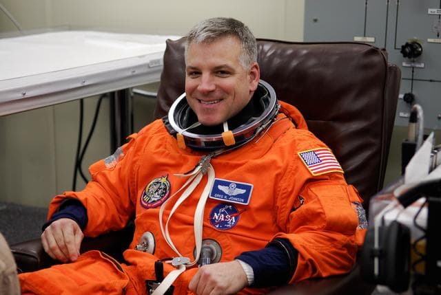 NASA image: KSC-08pd0687