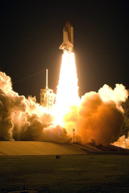 NASA image: KSC-08pd0712