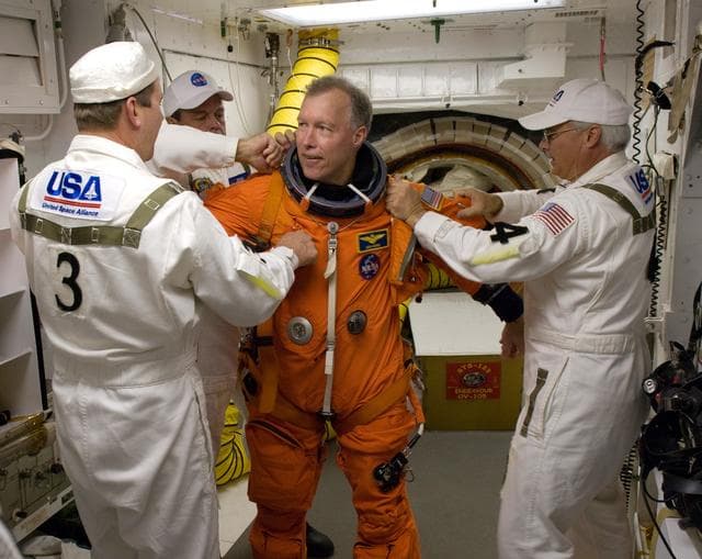 NASA image: KSC-08pd0716