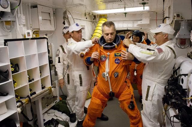 NASA image: KSC-08pd0719