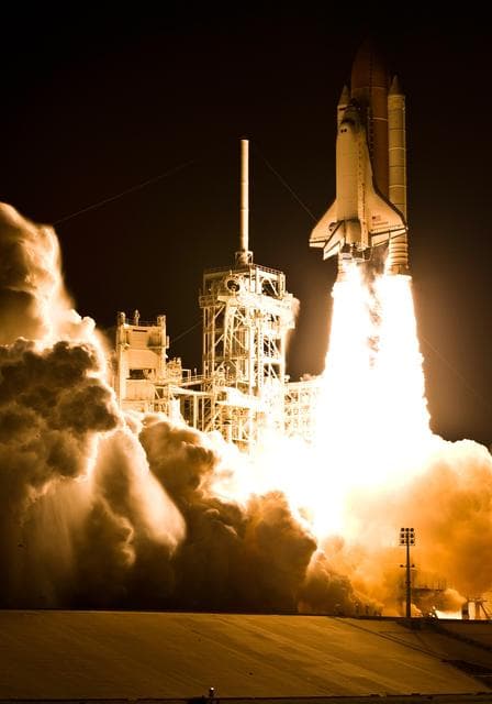 NASA image: KSC-08pd0725