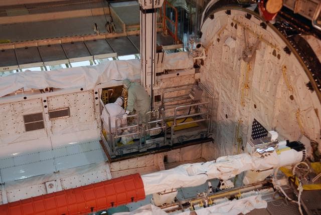 NASA image: KSC-08pd0776