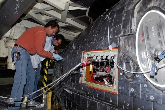 NASA image: KSC-08pd0778