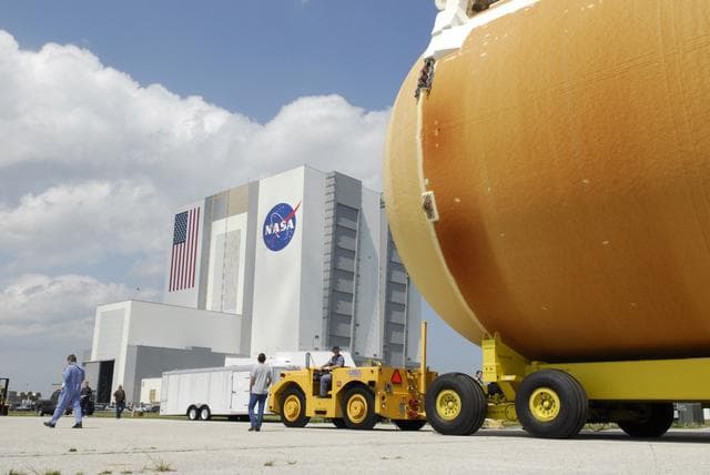 NASA image: KSC-08pd0793