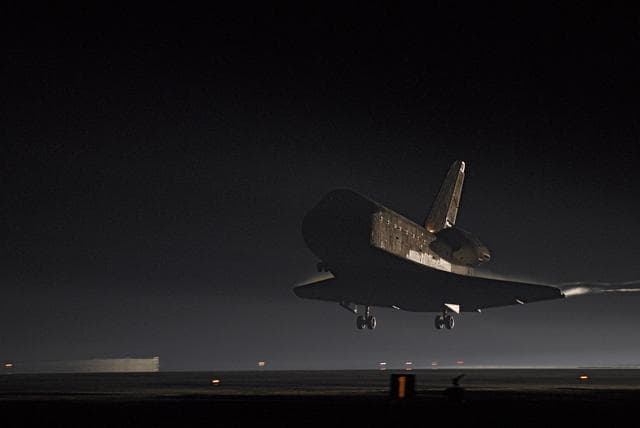 NASA image: KSC-08pd0798