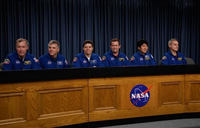NASA image: KSC-08pd0839