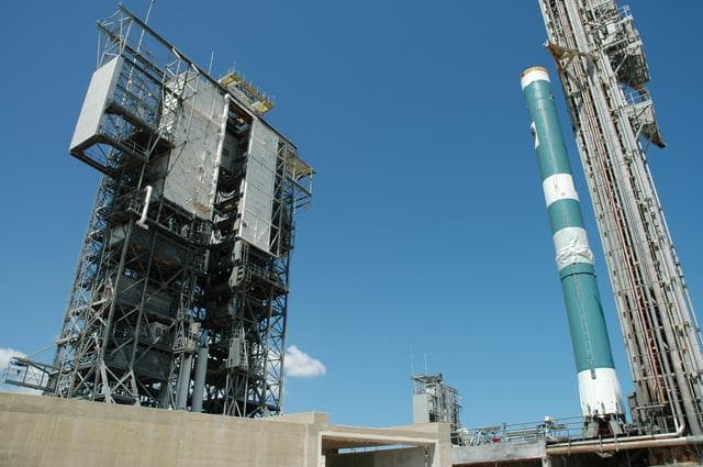 NASA image: KSC-08pd0871