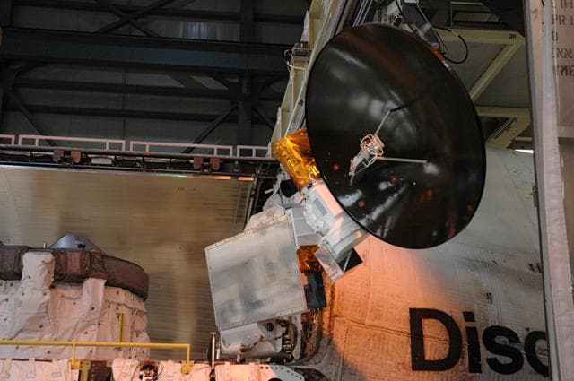 NASA image: KSC-08pd0878