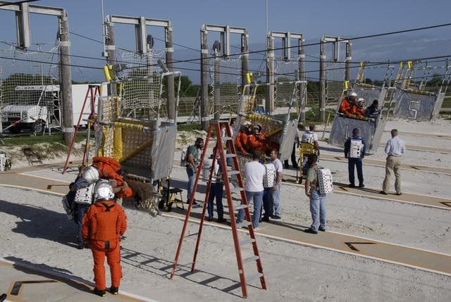 NASA image: KSC-08pd0927
